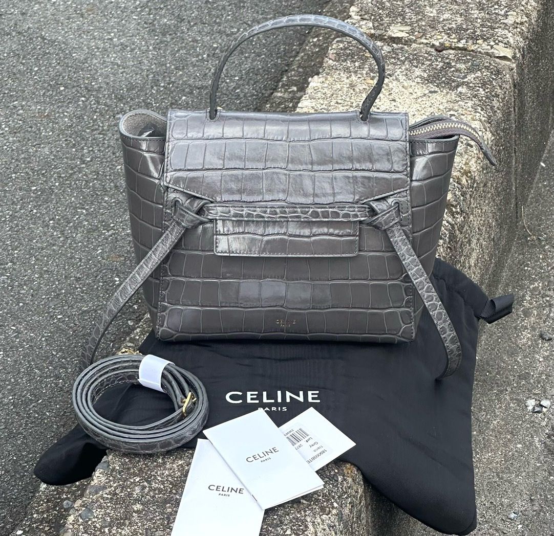 CELINE鰐魚紋牛皮槍灰色鯰魚包
BELT NANO小號約20x16x10CM
附：肩帶、冊、袋
$11200 
98新狀態很好