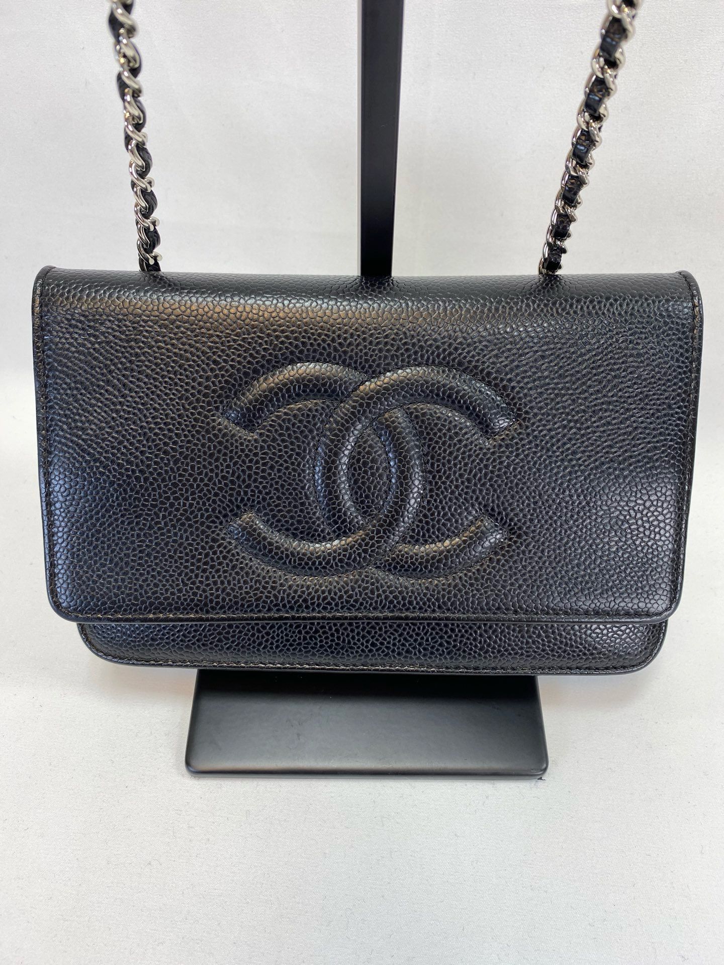 香奈兒 WOC 手提包 黑色
19 x 13 x 4 cm 
$17088