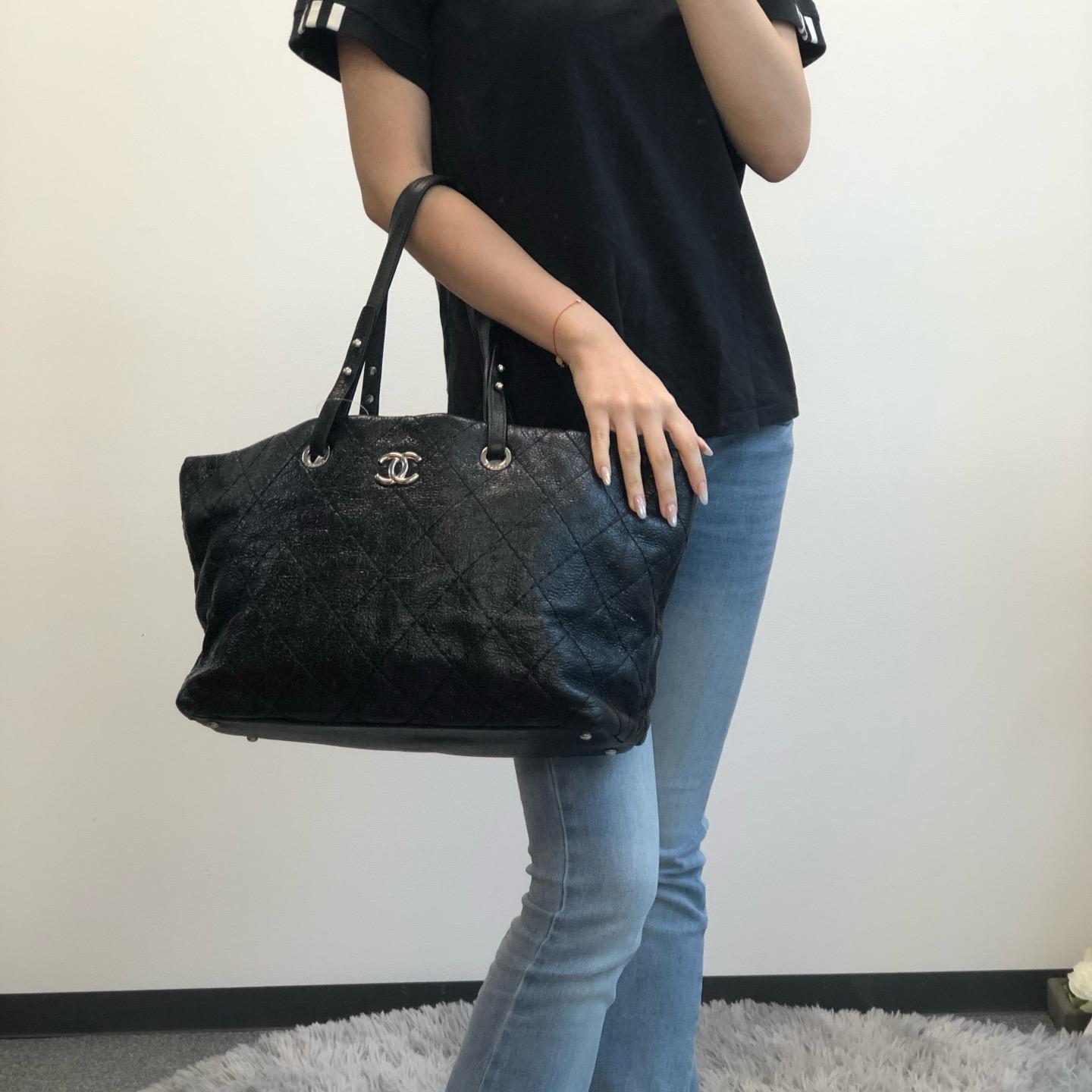 香奈兒 黑銀荔枝牛皮單肩托特包 有標無卡 13開 36x27x16
💰$13950