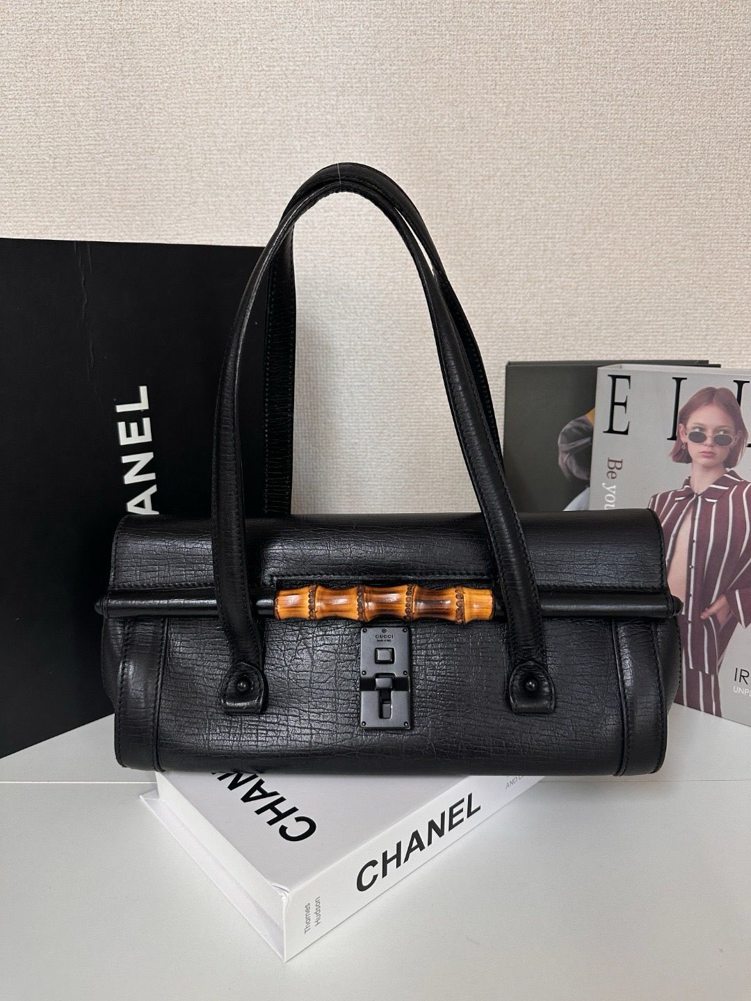 GUCCI 竹節 真皮 手提包
約37.5*18*2cm
$4498