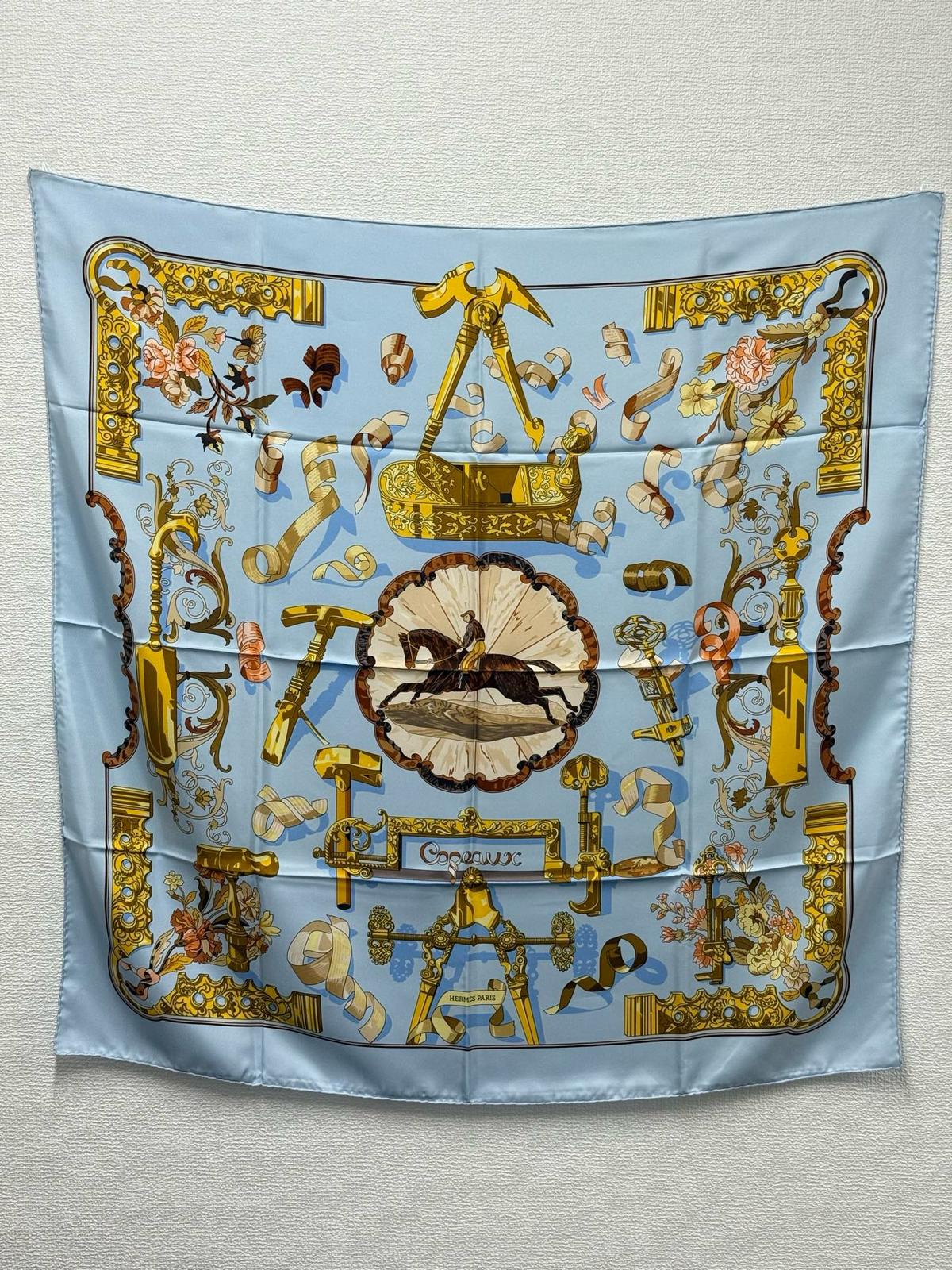 Hermes絲巾 
90*90cm 100%silk
$2198